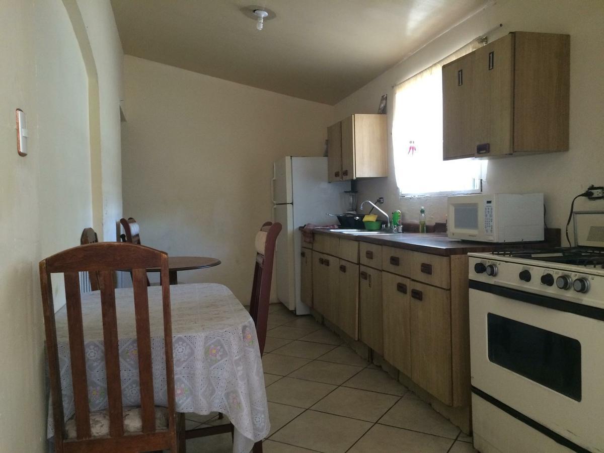 Blanquita Guesthouse Manuel F. Martinez Екстер'єр фото