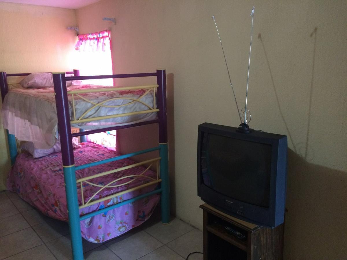Blanquita Guesthouse Manuel F. Martinez Екстер'єр фото