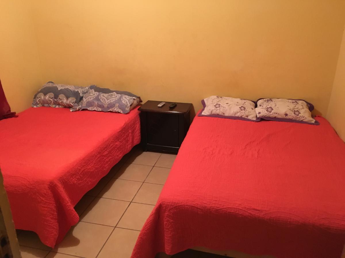 Blanquita Guesthouse Manuel F. Martinez Екстер'єр фото